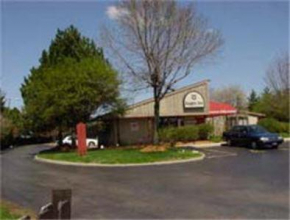 Budgetel Inn & Suites